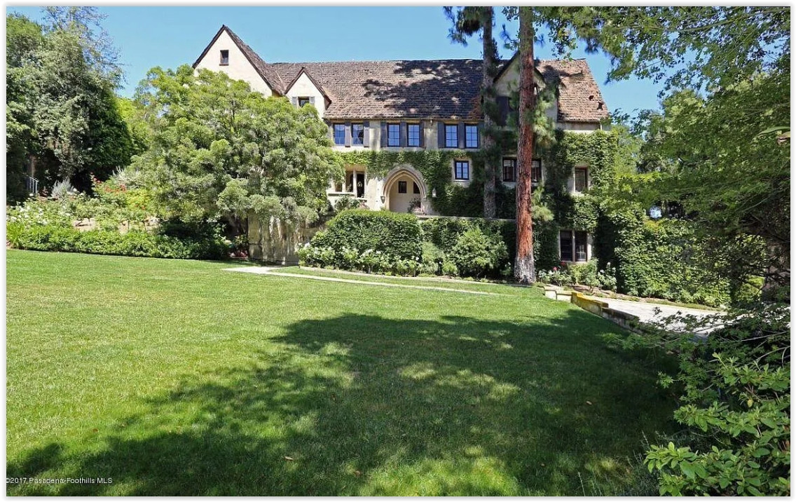 Elegant private Pasadena estate surrounded by mature gardens, ideal for intimate gatherings and luxury photo shoots.